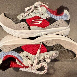 Skechers Women's Meridian-Charted Colorblocked Sneakers Gray Red size 6